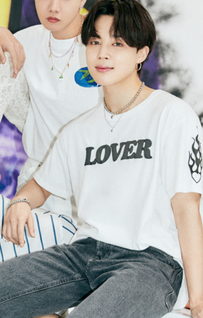 防彈少年團 智旻 “LOVEER T恤 ” Sold Out！品牌評價1位的效應